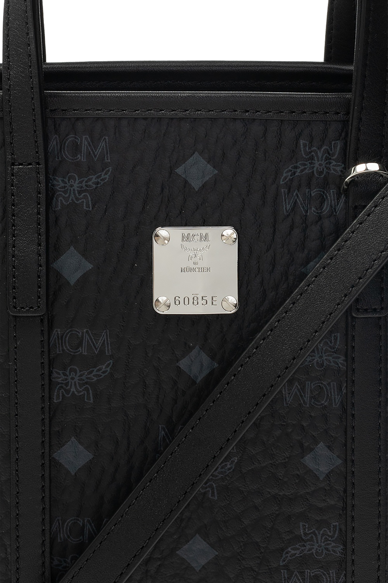 MCM Shoulder bag with logo | Women's Bags | Vitkac